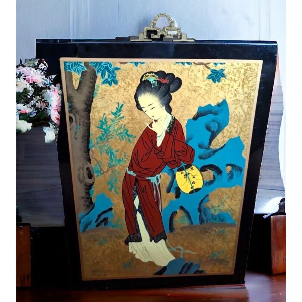 Vintage Japanese Hand Painted Lacquer Wood Panel Geisha Gold Black Art Woman